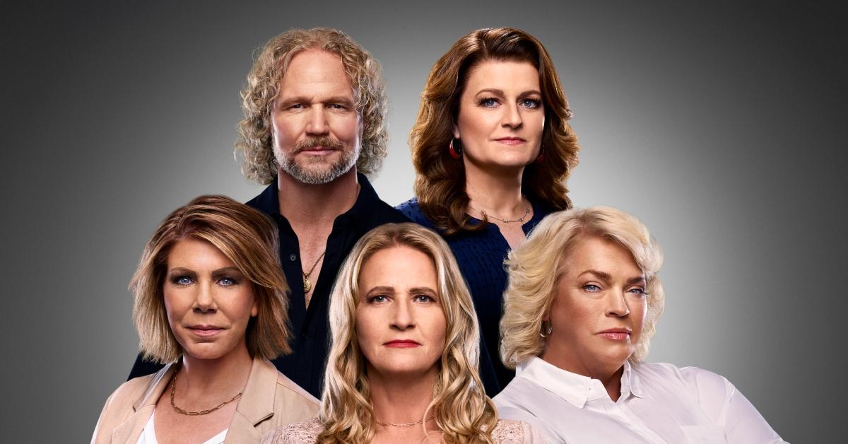 The 'Sister Wives' cast posing for Season 19