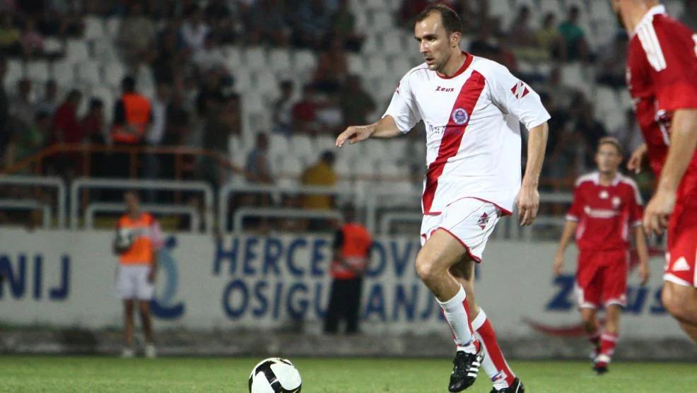 mladen-zizovic-playing