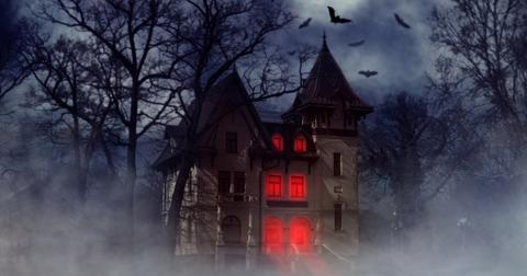 Get Spooky Halloween Haunted House Pictures Pics