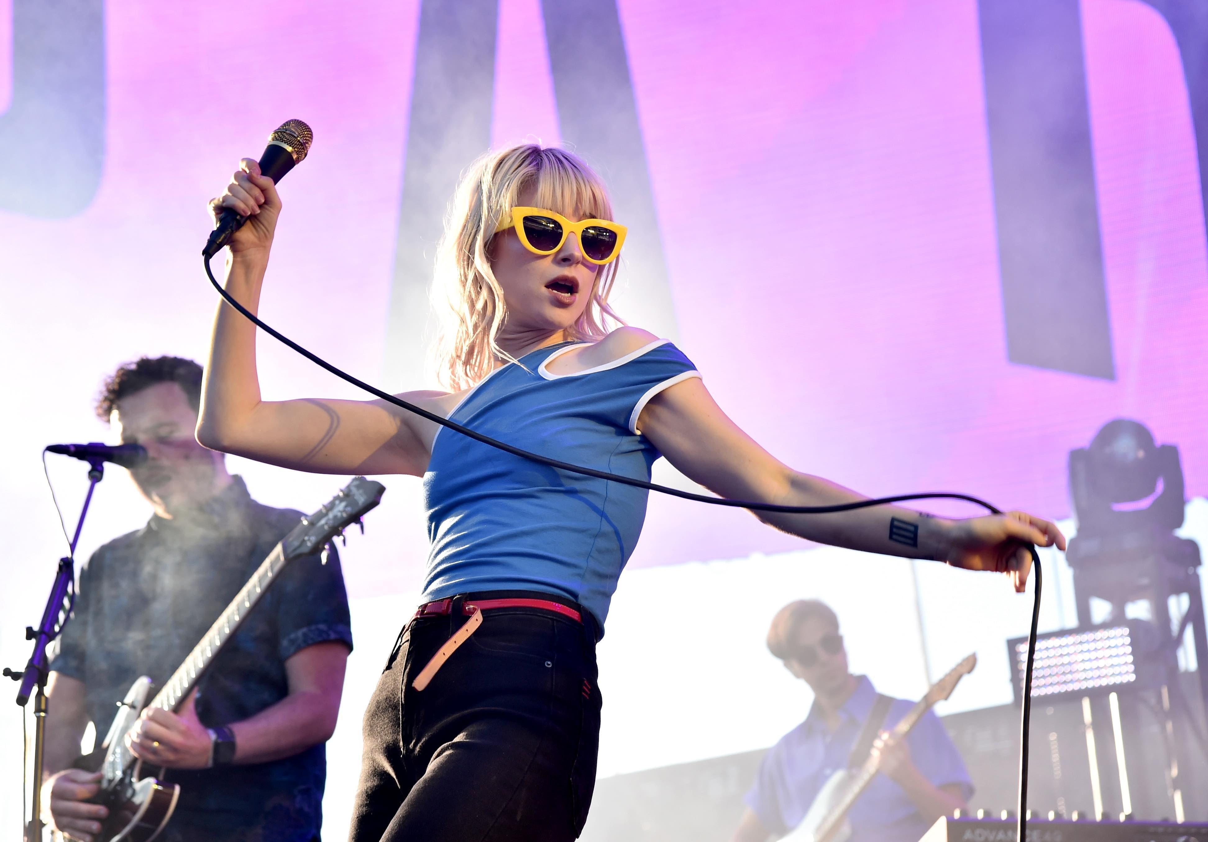 Hayley Williams performing with Paramore.