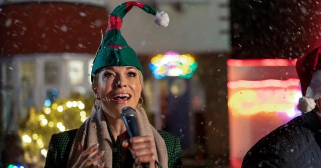 Hannah Waddingham Singing on 'Ted Lasso'