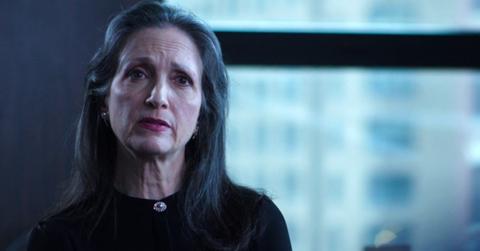 Diana Carlisle (Bebe Neuwirth)