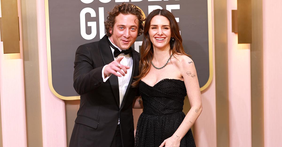 Jeremy Allen White with Estranged Wife Addison Timlin