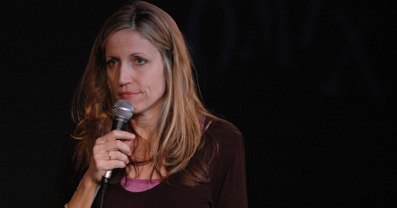 Comedian Laurie Kilmartin Hilariously and Lovingly Lives-Tweet's Mom's ...