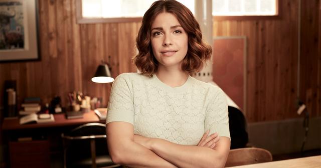 Paige Spara on the set of 'The Good Doctor'