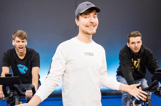 The MrBeast Crew: How a Group of Friends Created the YouTube Phenomenon