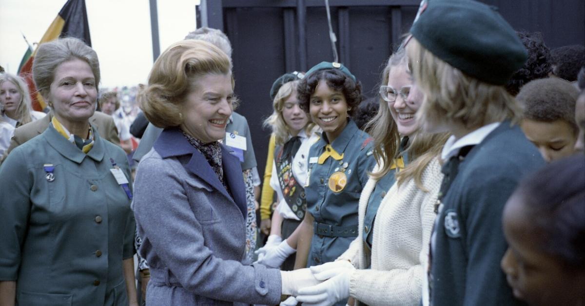 First Lady Betty Ford Greeting Girl Scouts at the 40th National Convention of the Girl Scouts of America