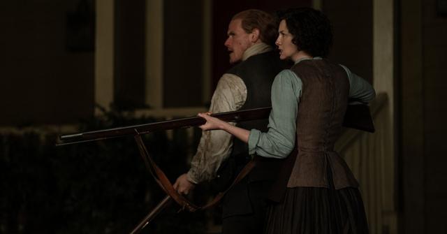 (L-R) Jamie Fraser (Sam Heughan) and Claire Fraser (Caitriona Balfe)