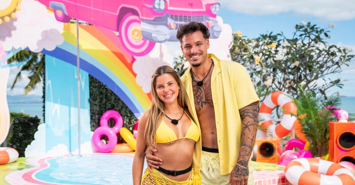 (l-r): Iris Kendall and Pepe Garcia on 'Love Island USA' Season 7