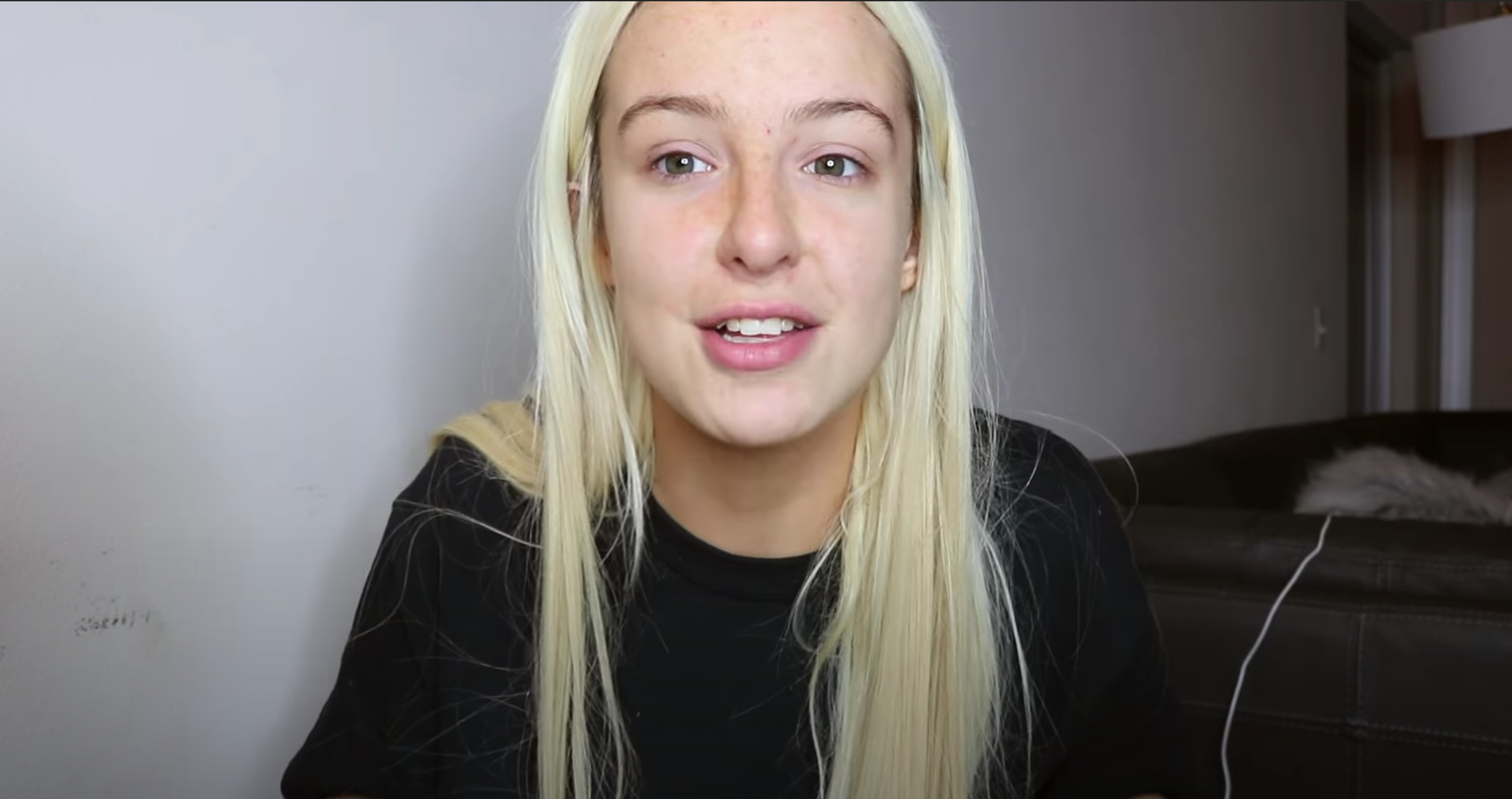 tana mongeau no makeup