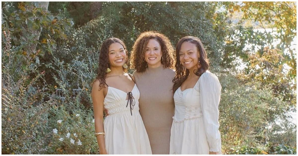 (l-r): Lake Rucker, her mother, Geri Hopkins, and her sister, Journey Rucker