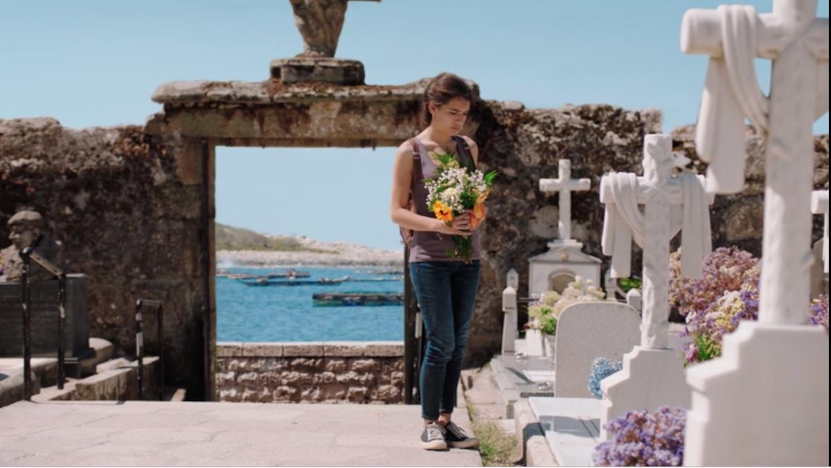 'Unauthorized Living' Netflix — Season 1 Review