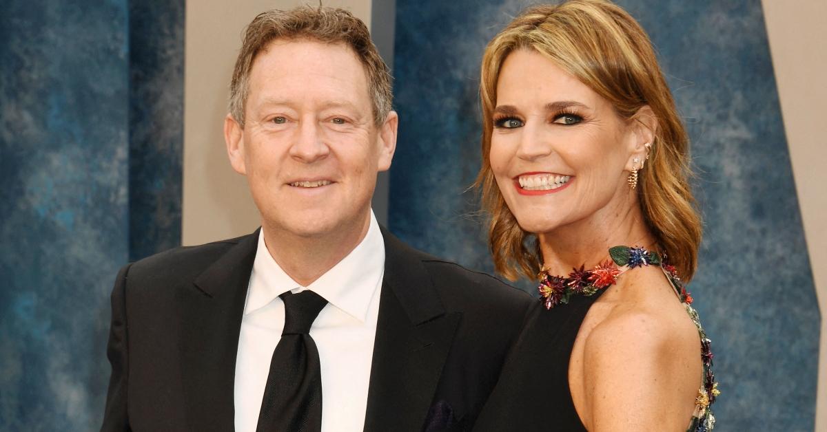 Savannah Guthrie and her husband at the 2023 Vanity Fair Oscar Party.