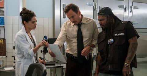 Will Arnett and Marshawn Lynch solve a crime together.