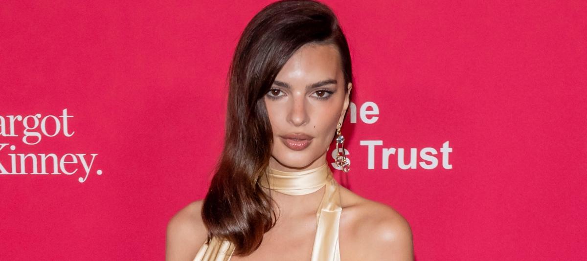 Model Emily Ratajkowski’s Net Worth Is Picture Perfect
